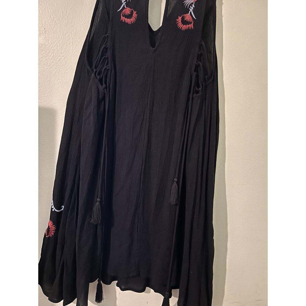 Intimately Free People Black Embroidered Boho Tassel Tunic Dress Sleeveless Keyh - Picture 14 of 16